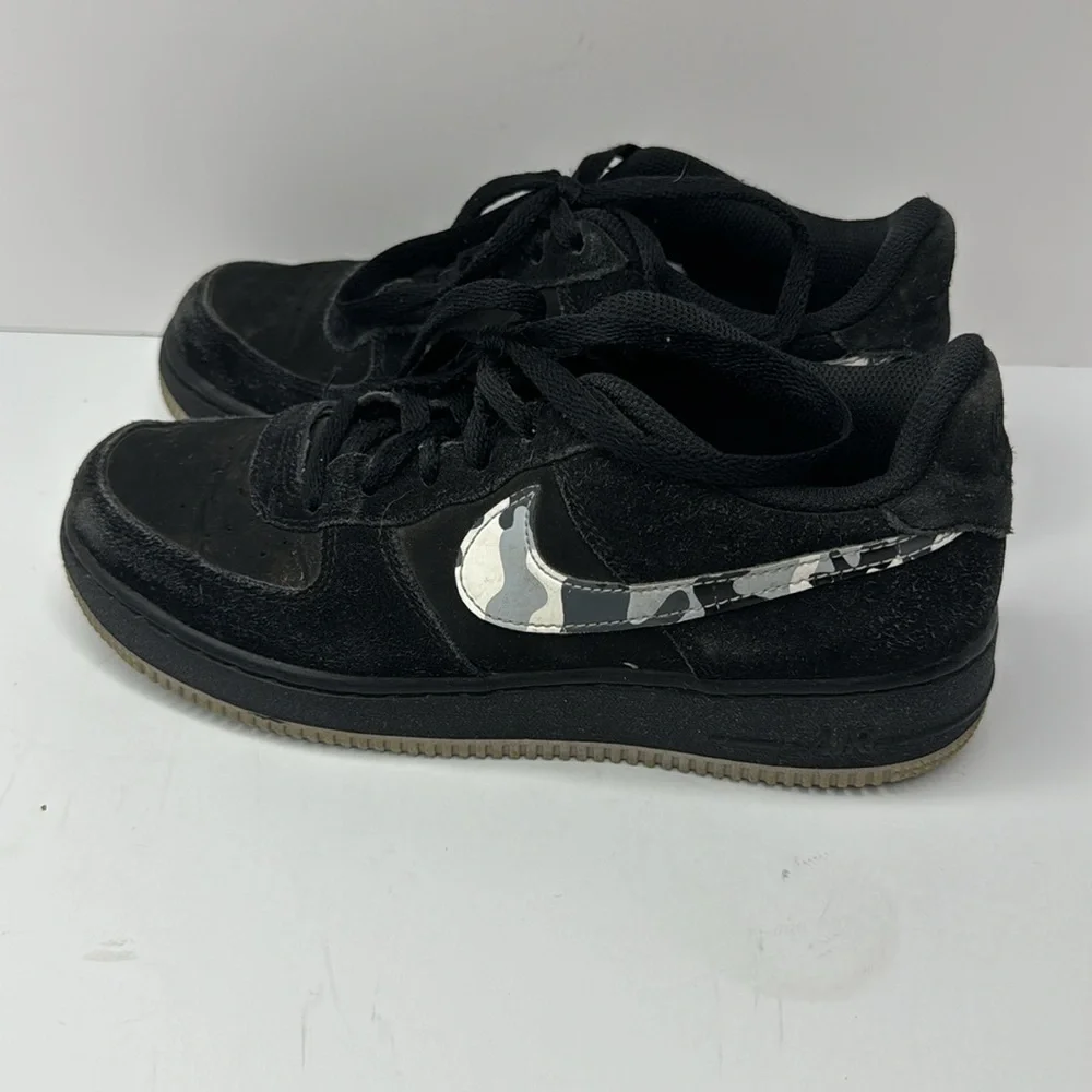 Nike please zoom